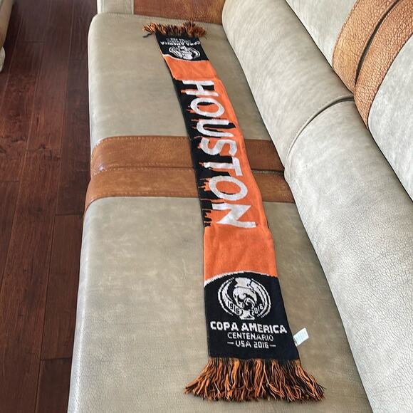Copa America Centenario Other - Houston Copa America Centenario Scarf USA 2016  Soccer Collectibles Orange Black